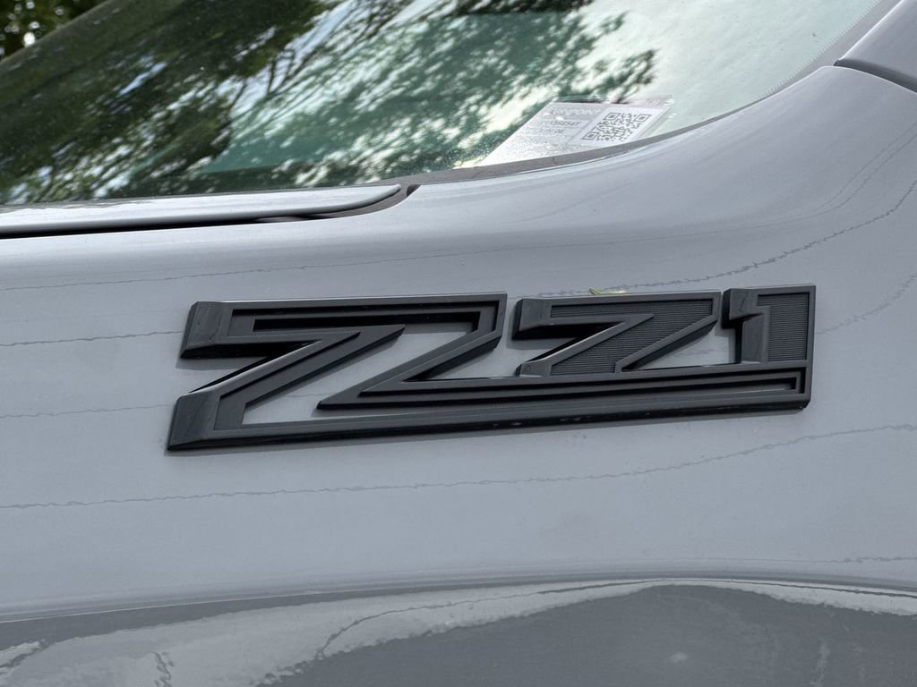 Used 2025 Slate Gray Metallic Chevrolet RST image 33