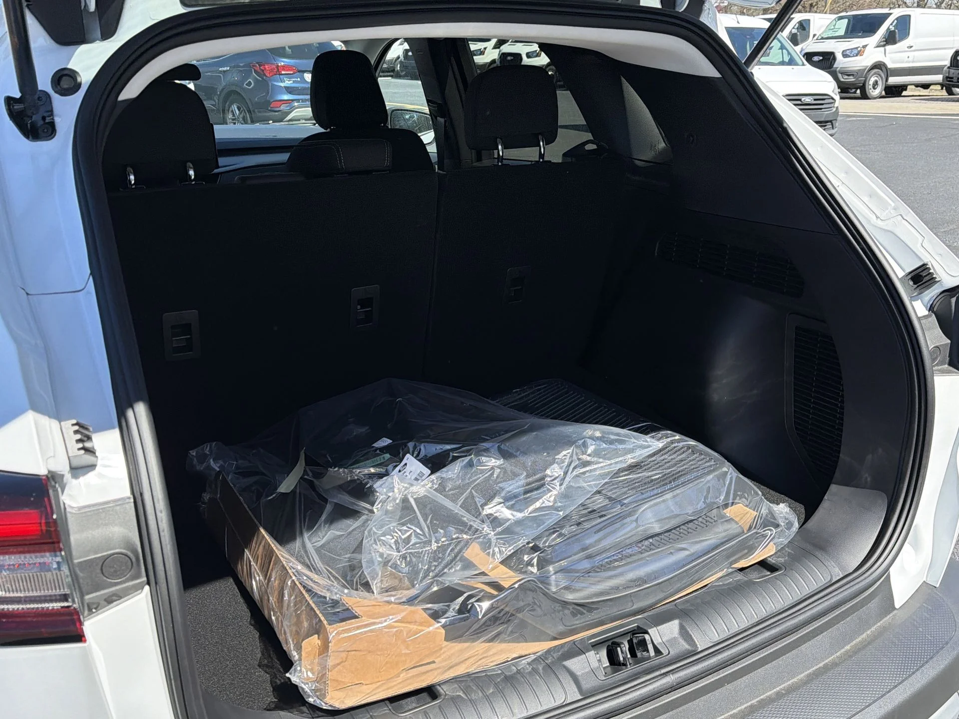 New 2026 Oxford White Ford Active® image 29
