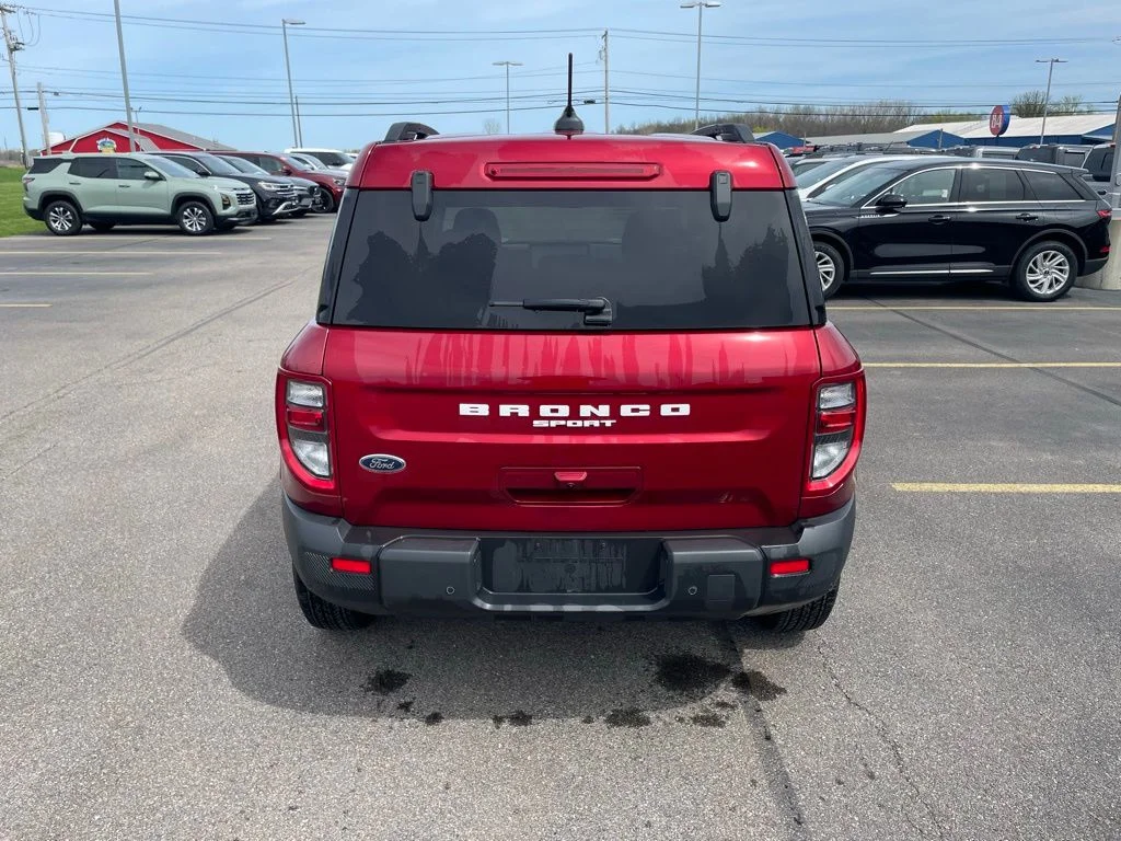 Used 2025 Red Ford Big Bend image 6