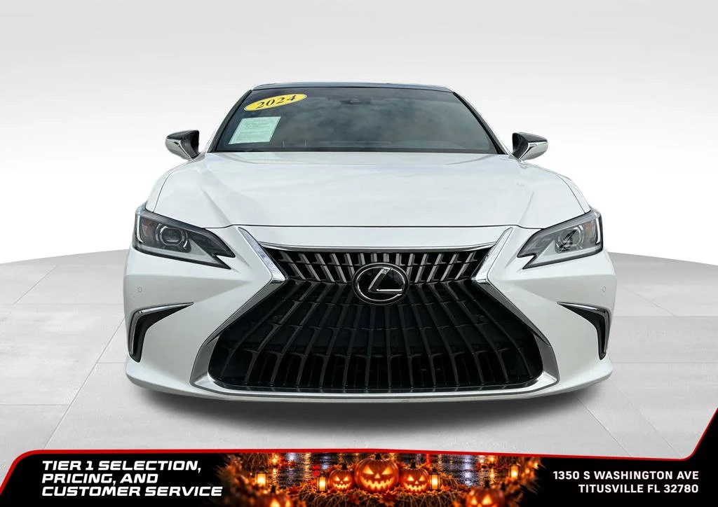 Used 2024 White Lexus 350 image 12