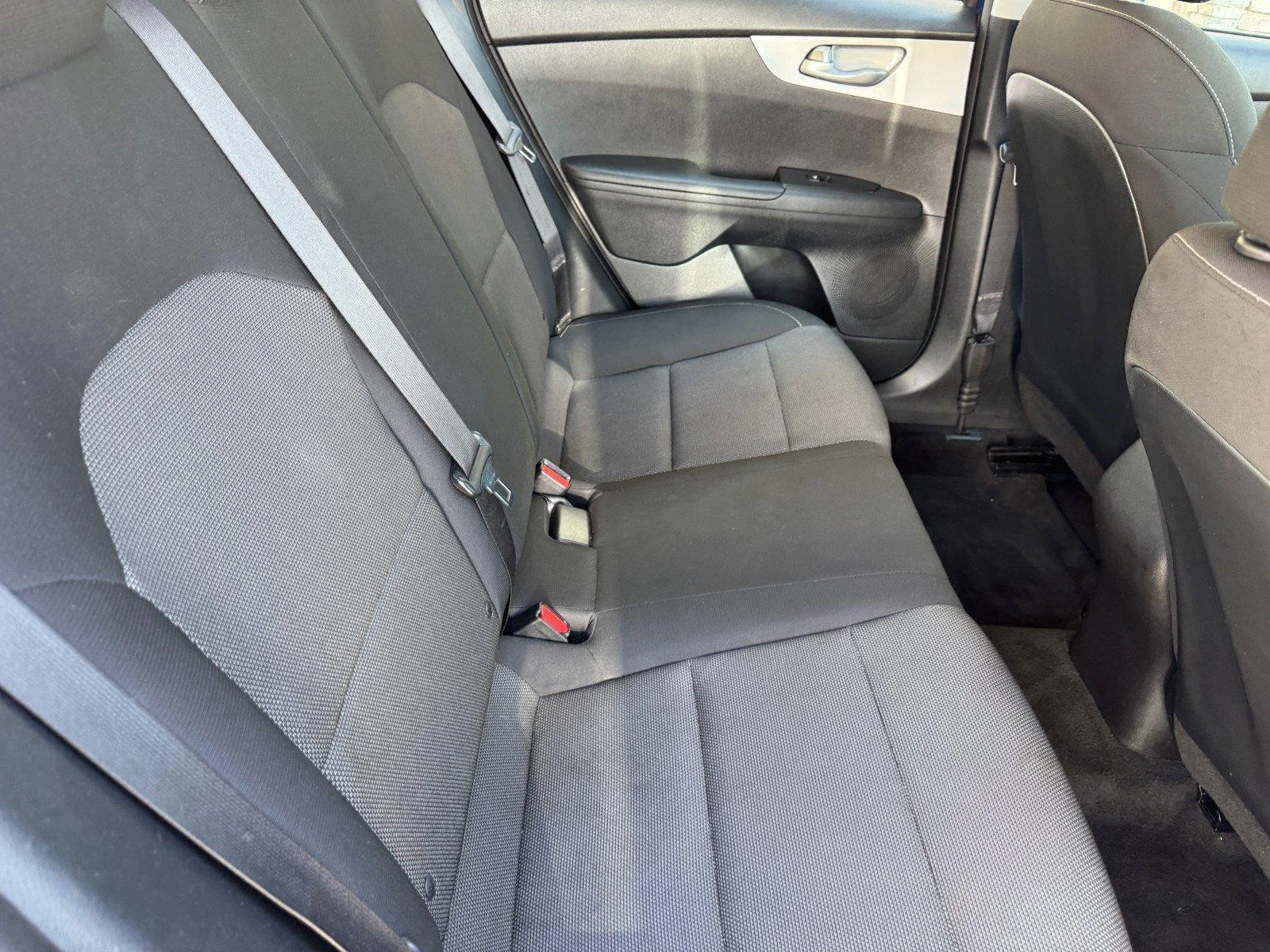 Used 2022 Deep Sea Blue Kia LXS image 9