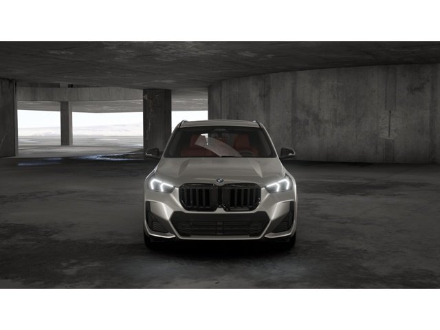 New 2027 Space Silver Metallic BMW xDrive28i image 3
