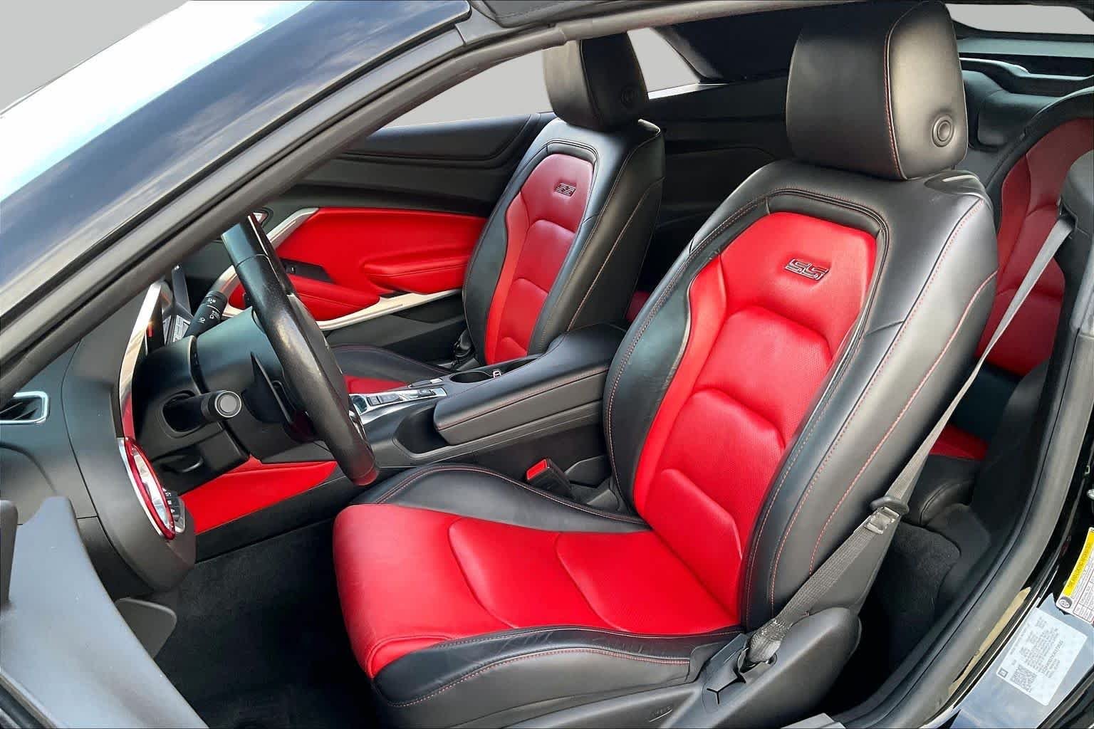Used 2018 Mosaic Black Metallic Chevrolet 2SS image 8