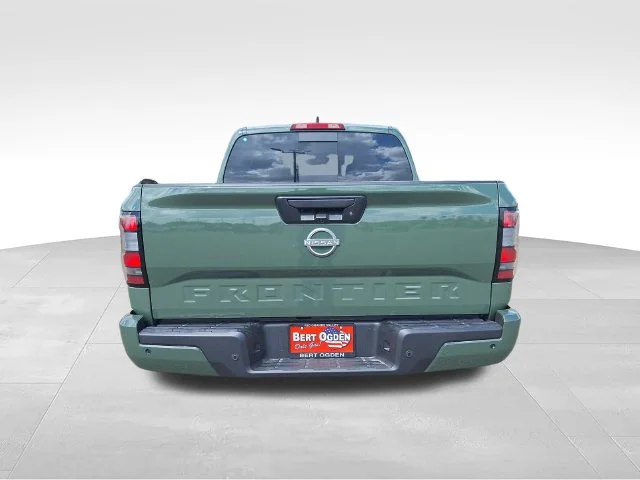 New 2027 Tactical Green Metallic Nissan Crew Cab SV image 6