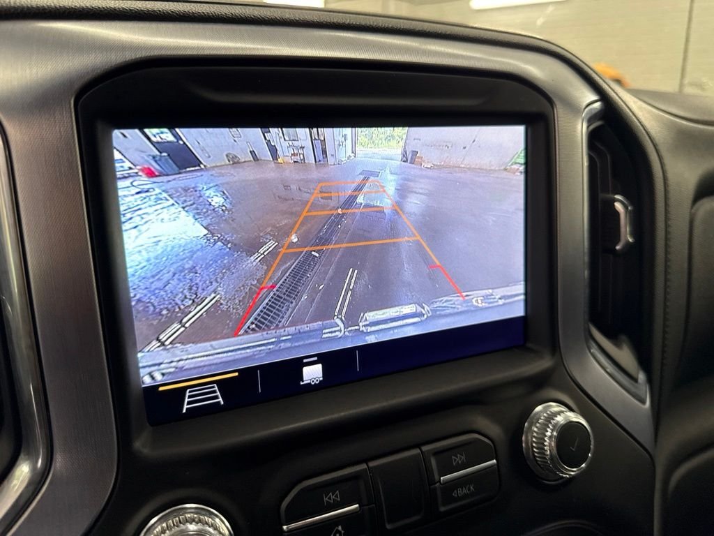 Used 2019 Gray GMC SLE image 30