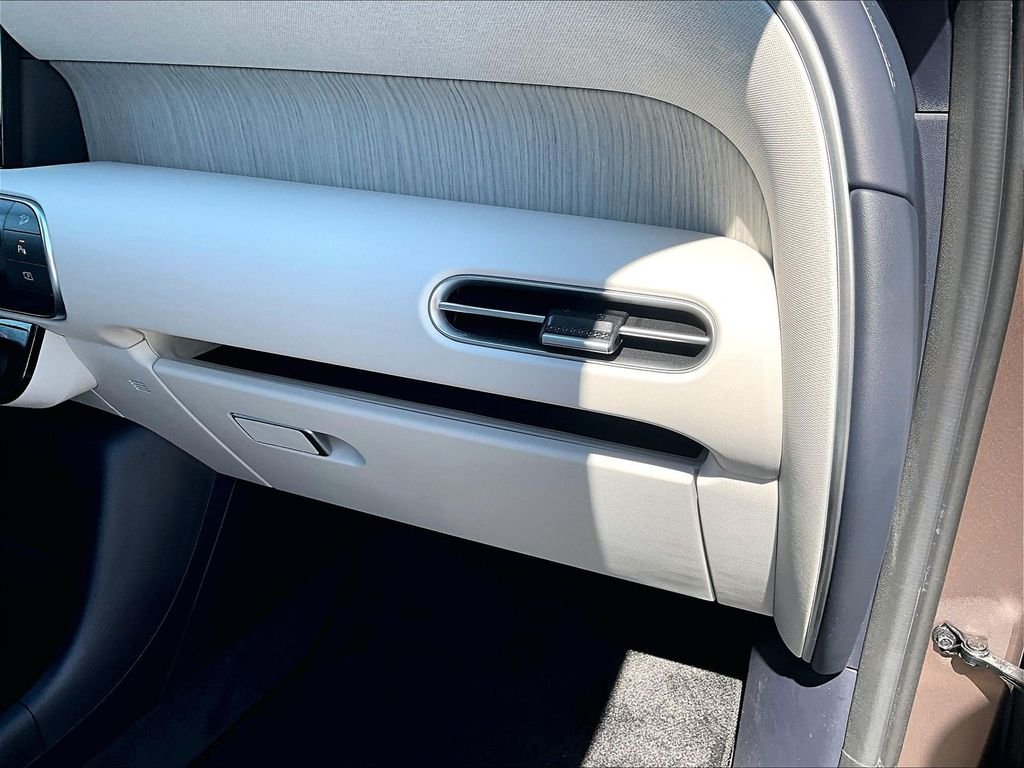 Used 2026 Brown Hyundai Calligraphy image 13
