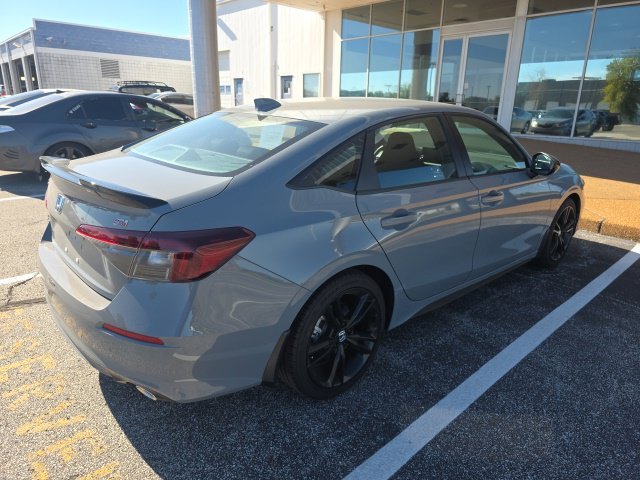 Used 2025 Gray Honda  image 5