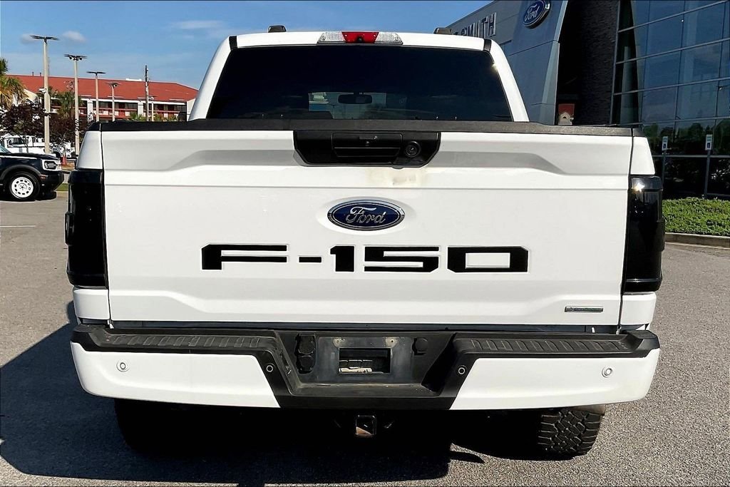 Used 2021 White Ford XL image 5