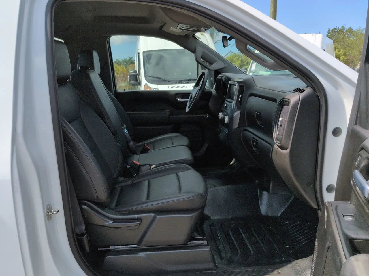 Used 2024 Summit White GMC Pro image 14