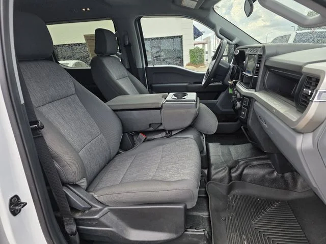 Used 2024 Oxford White Ford XL image 29