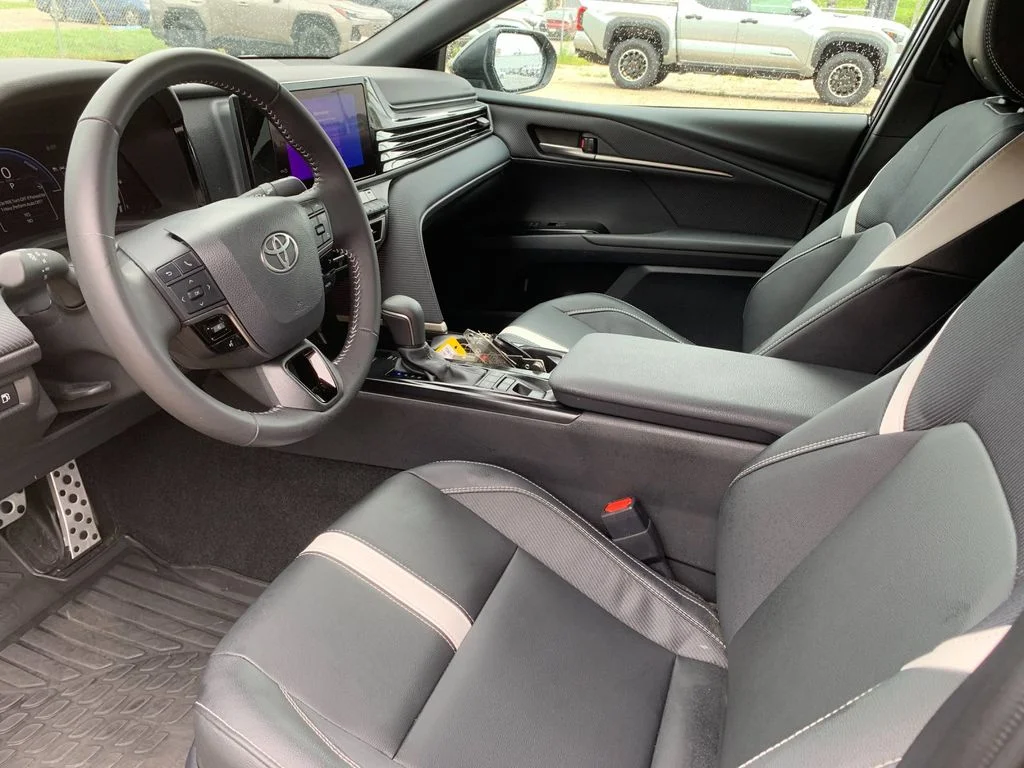 Used 2026  Toyota SE image 11