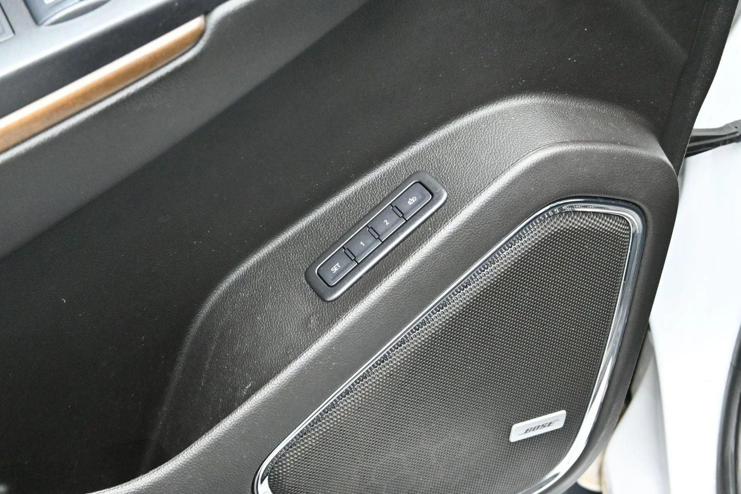 Used 2020 Summit White GMC Denali image 16