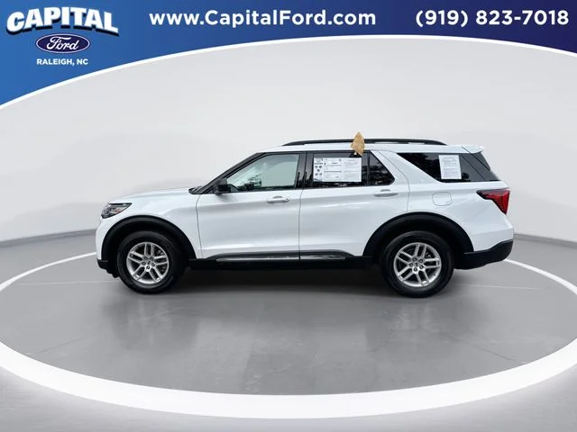Used 2025 White Ford Active image 5