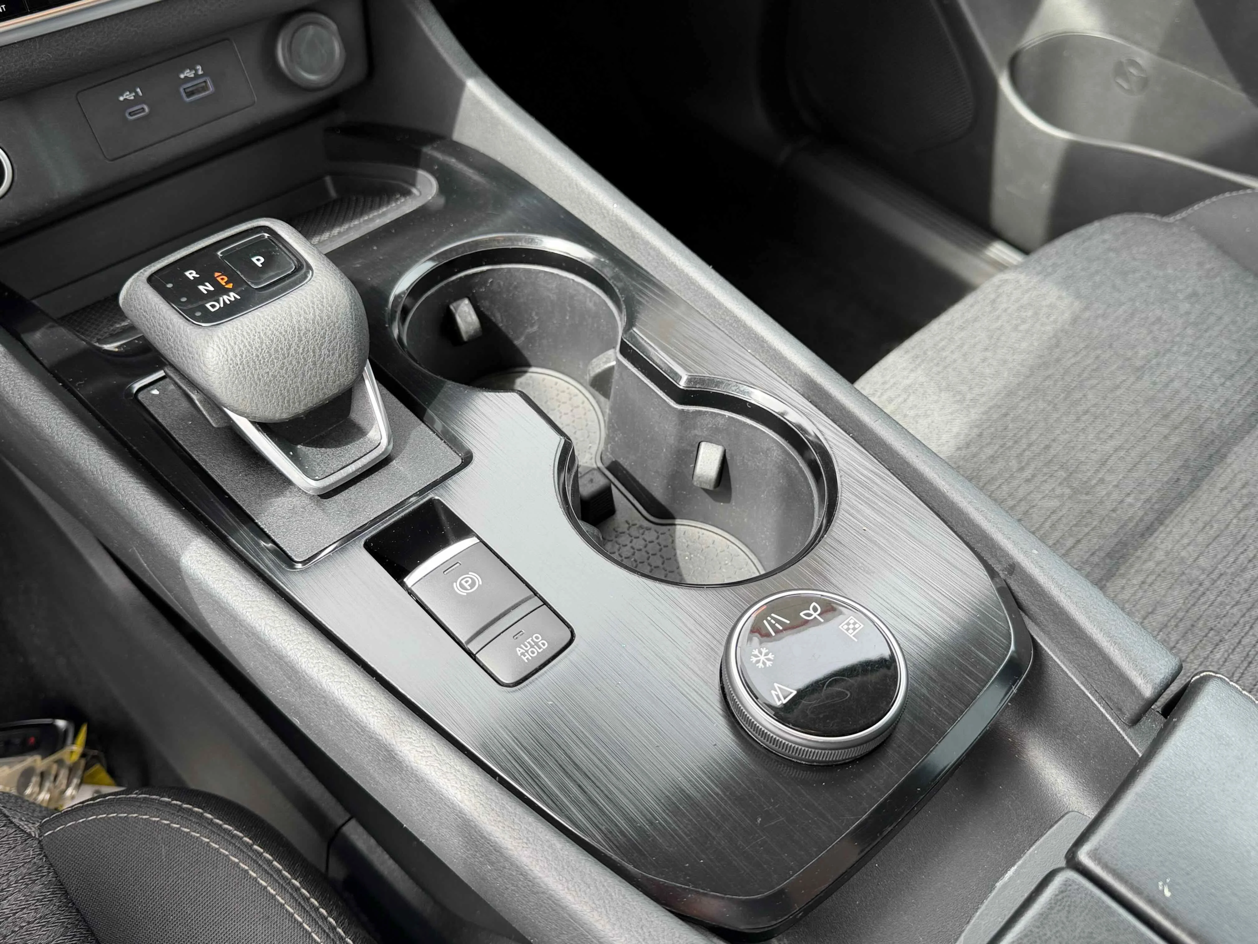 Used 2023 Brilliant Silver Metallic Nissan SV image 24