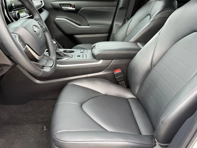 Certified Used 2026 Beige Toyota XLE image 9
