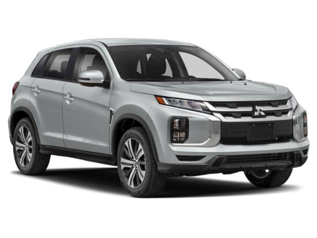 Used 2023  Mitsubishi  image 6