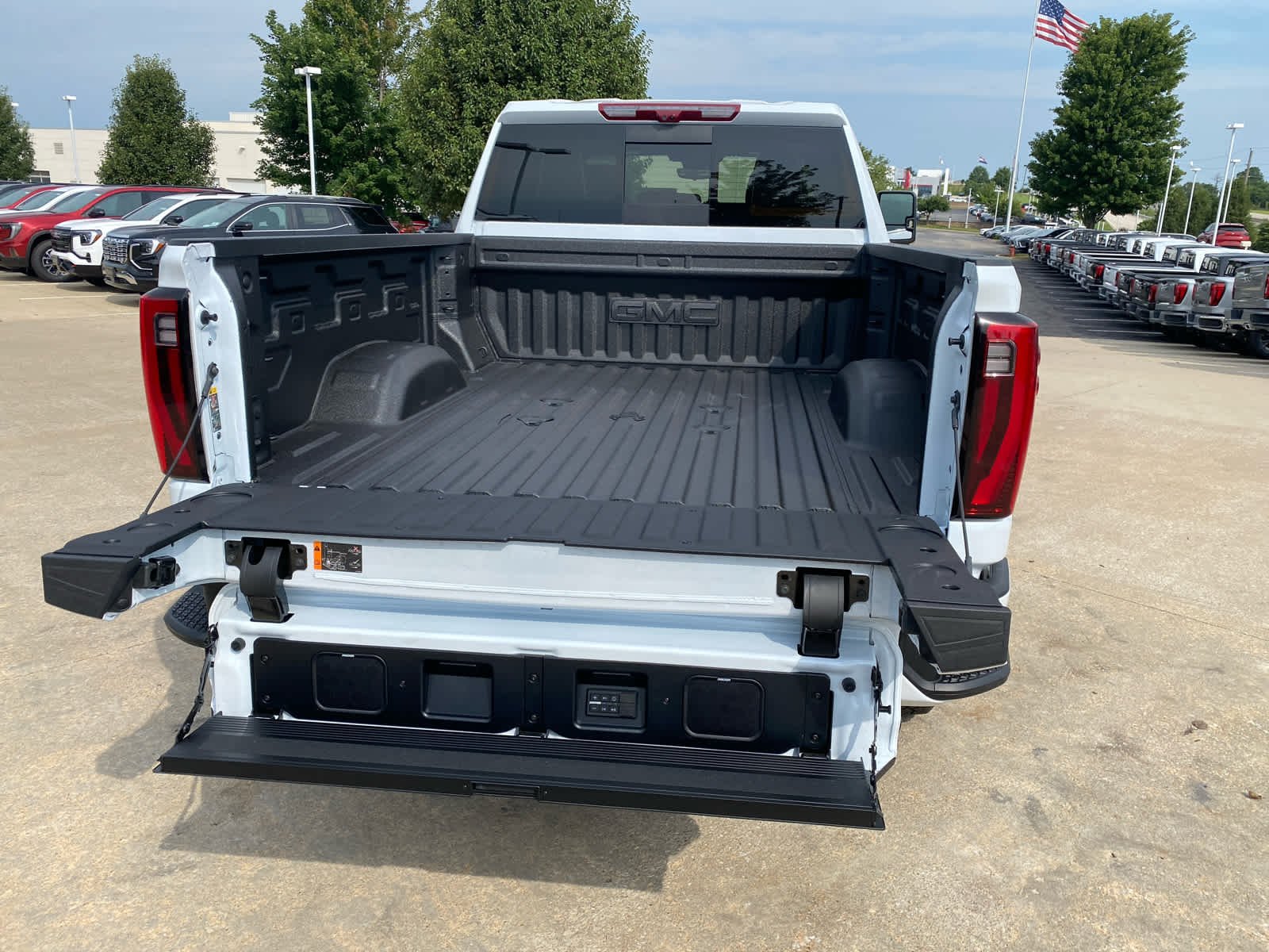 2026 GMC Sierra 2500HD Denali Ultimate - Photo 28