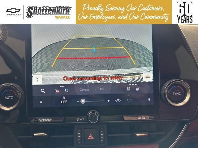 Used 2025 White Lexus NX 250 Premium image 30