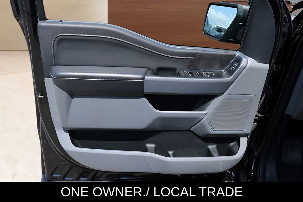 Used 2025 Black Ford XLT image 10