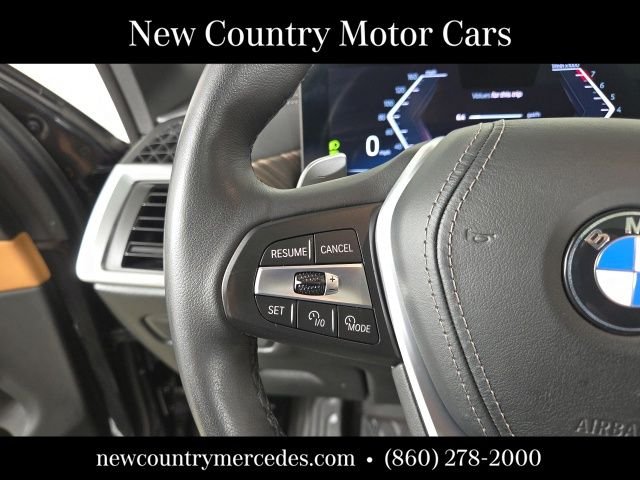 Used 2024 Black BMW xDrive40i image 22