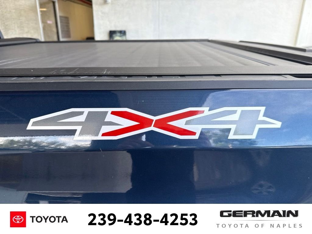Used 2022 Blue Chevrolet LT image 5