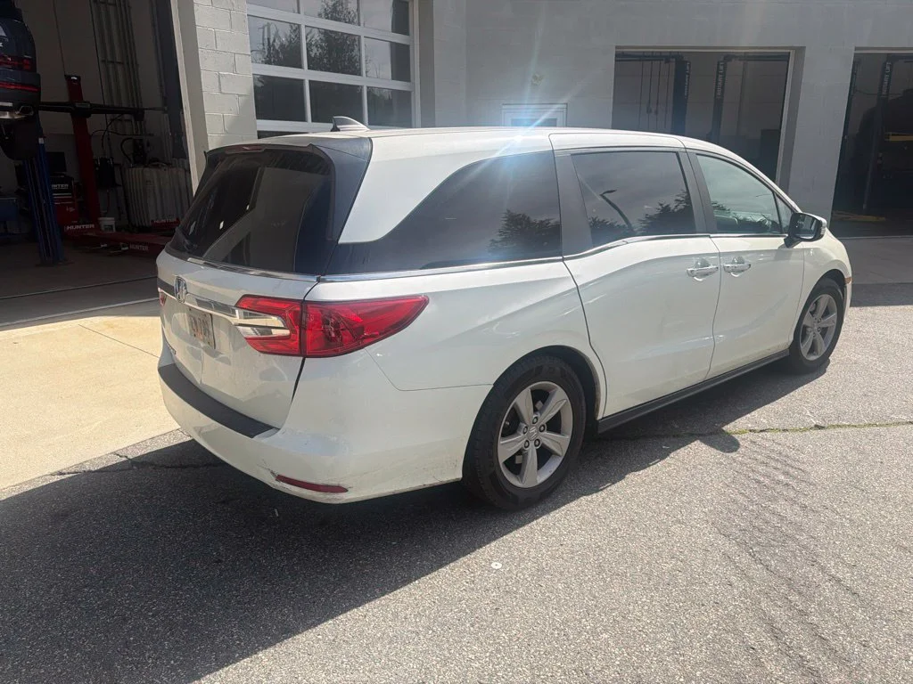 Used 2019 Silver Honda EX-L image 2