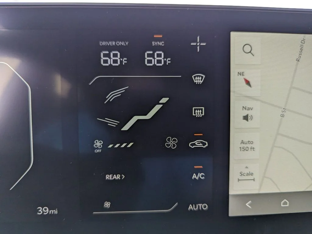 New 2024 Pebble Gray Kia Light RWD image 20