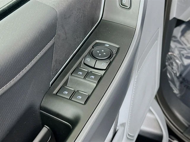 New 2026 Agate Black Metallic Ford XLT image 18
