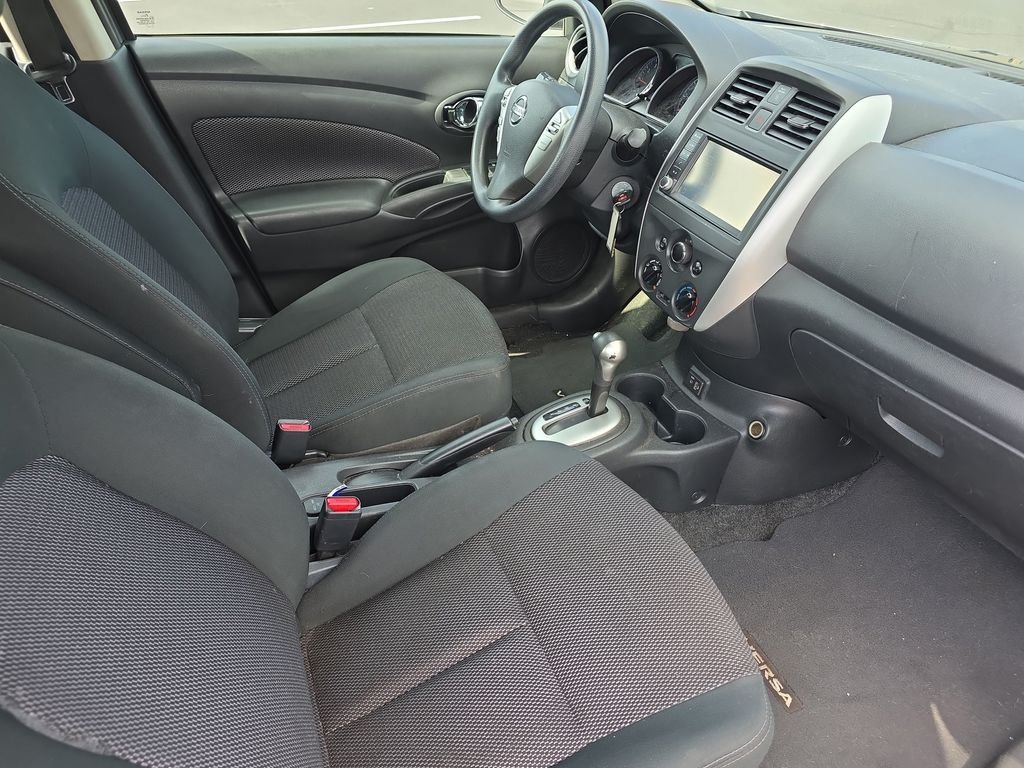 Used 2019 Gray Nissan 1.6 SV image 17