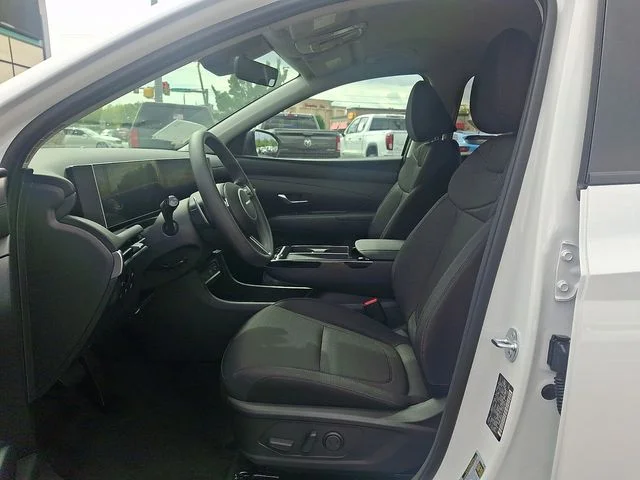 New 2026 White Hyundai SEL image 10