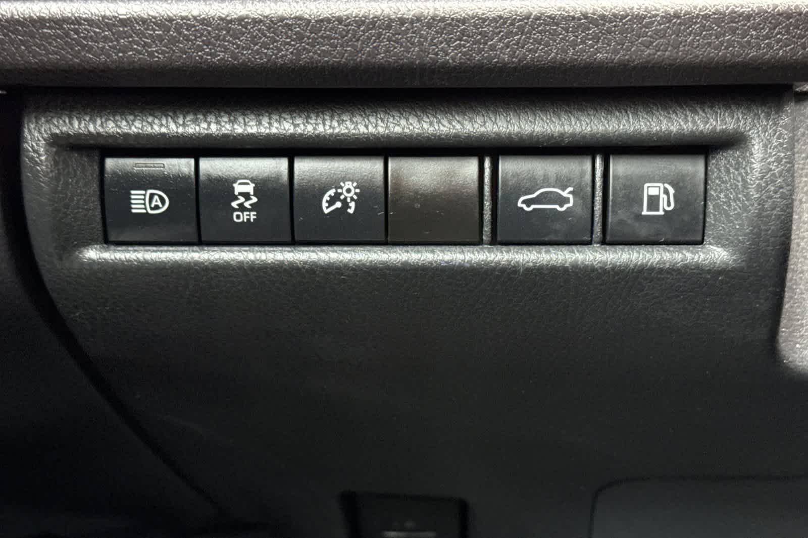 Used 2025 Midnight Black Metallic Toyota LE image 29