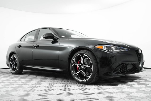 2025 Alfa Romeo Giulia Veloce