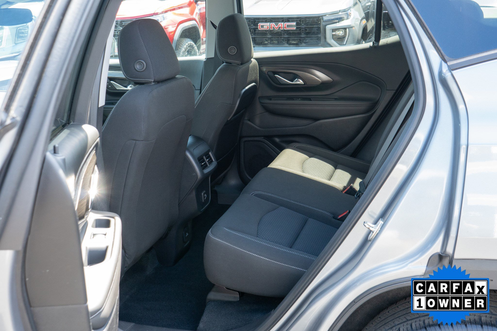 2023 GMC Terrain SLE - Photo 30