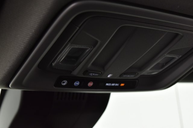 Used 2024 Summit White Chevrolet LT (2FL) image 28