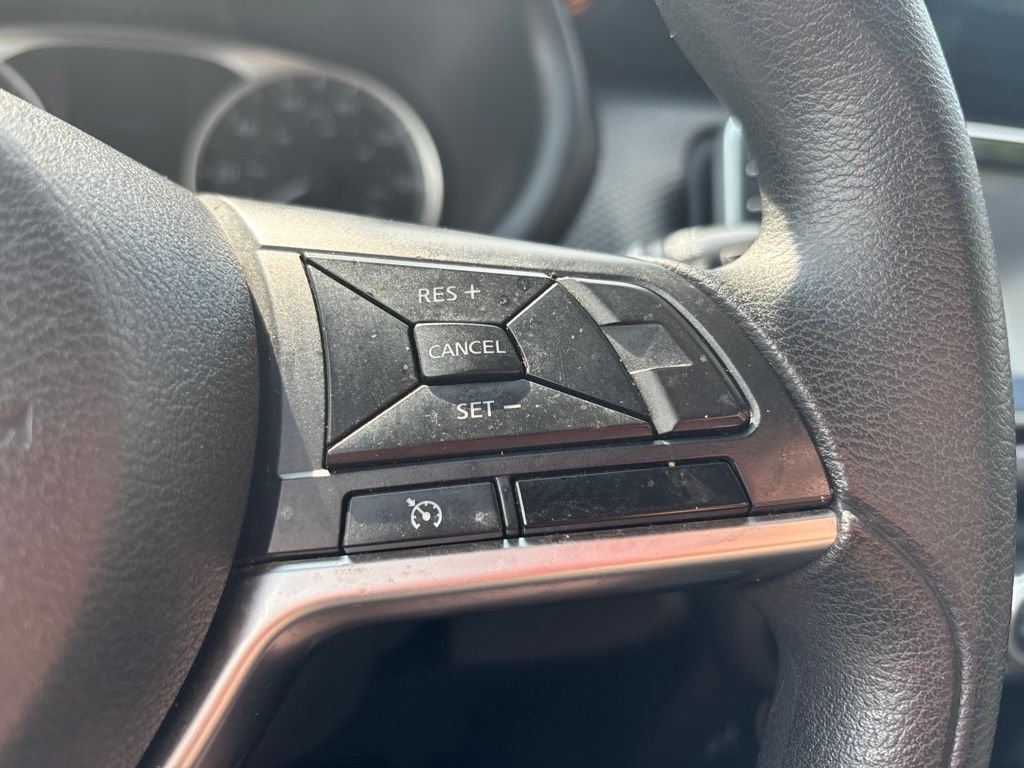 Used 2018 Silver Nissan S image 21