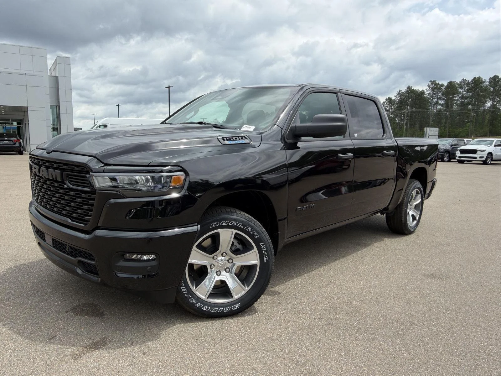 New 2026 Diamond Black Crystal Pearl-Coat Exterior Paint RAM Express image 1
