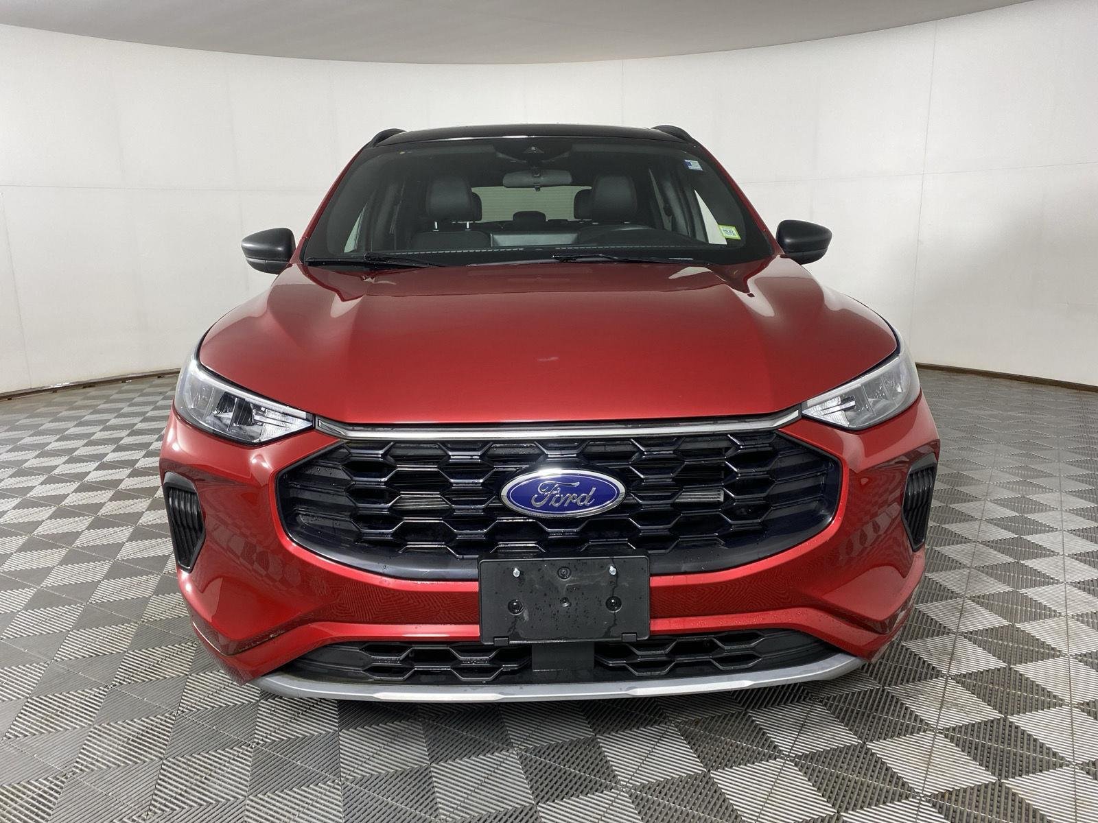 Used 2023 Rapid Red Metallic Tinted Clearcoat Ford ST-Line image 2