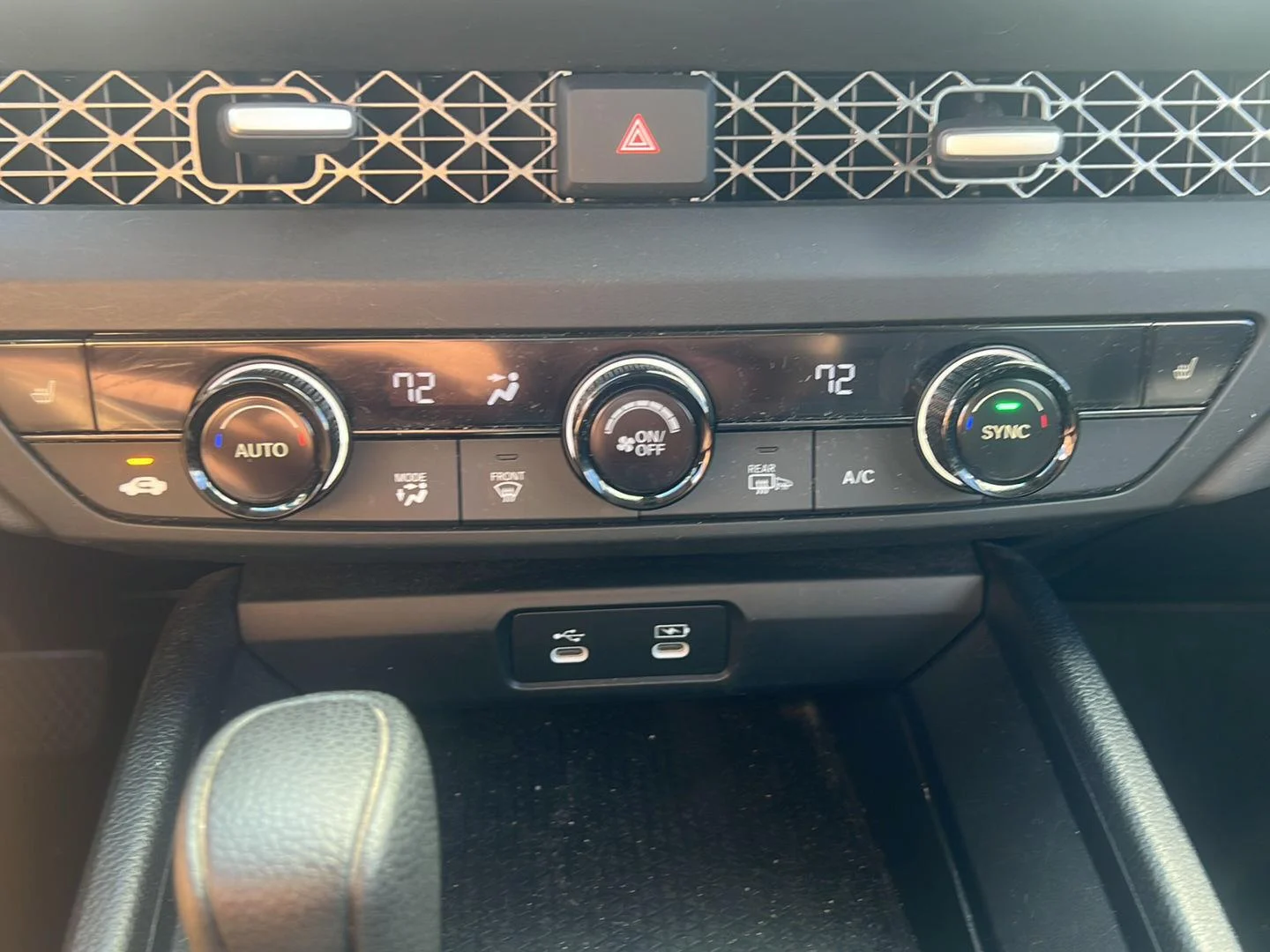 Used 2024 Solar Silver Metallic Honda EX image 4