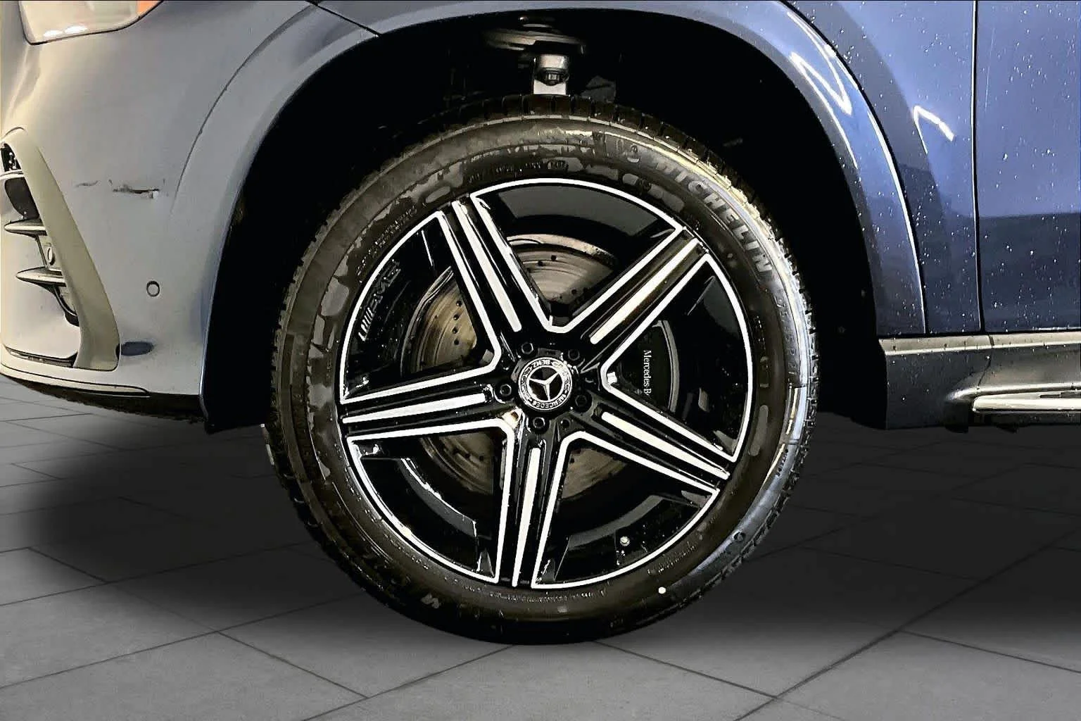 New 2026 Twilight Blue Metallic Mercedes-Benz GLE 580 image 17