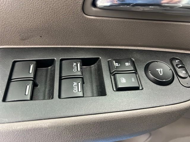 Used 2016 Gray Honda EX-L image 4