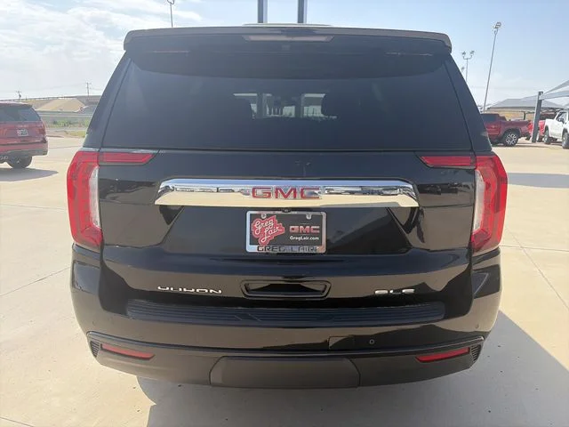 Used 2022 Black GMC SLE image 5