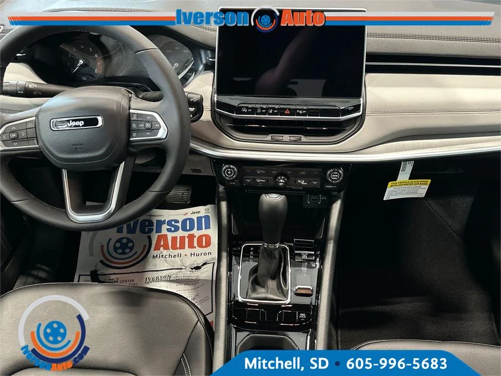 New 2026 Fathom Blue Pearl Coat Jeep Limited image 28