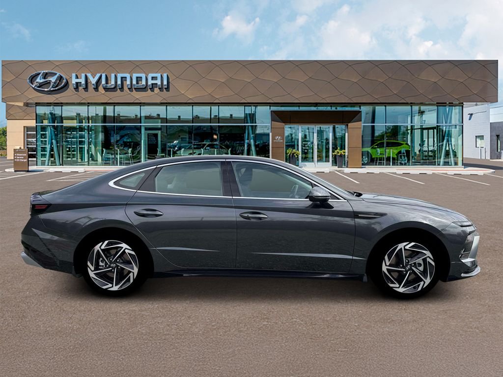New 2026 Gray Hyundai SEL Sport image 9