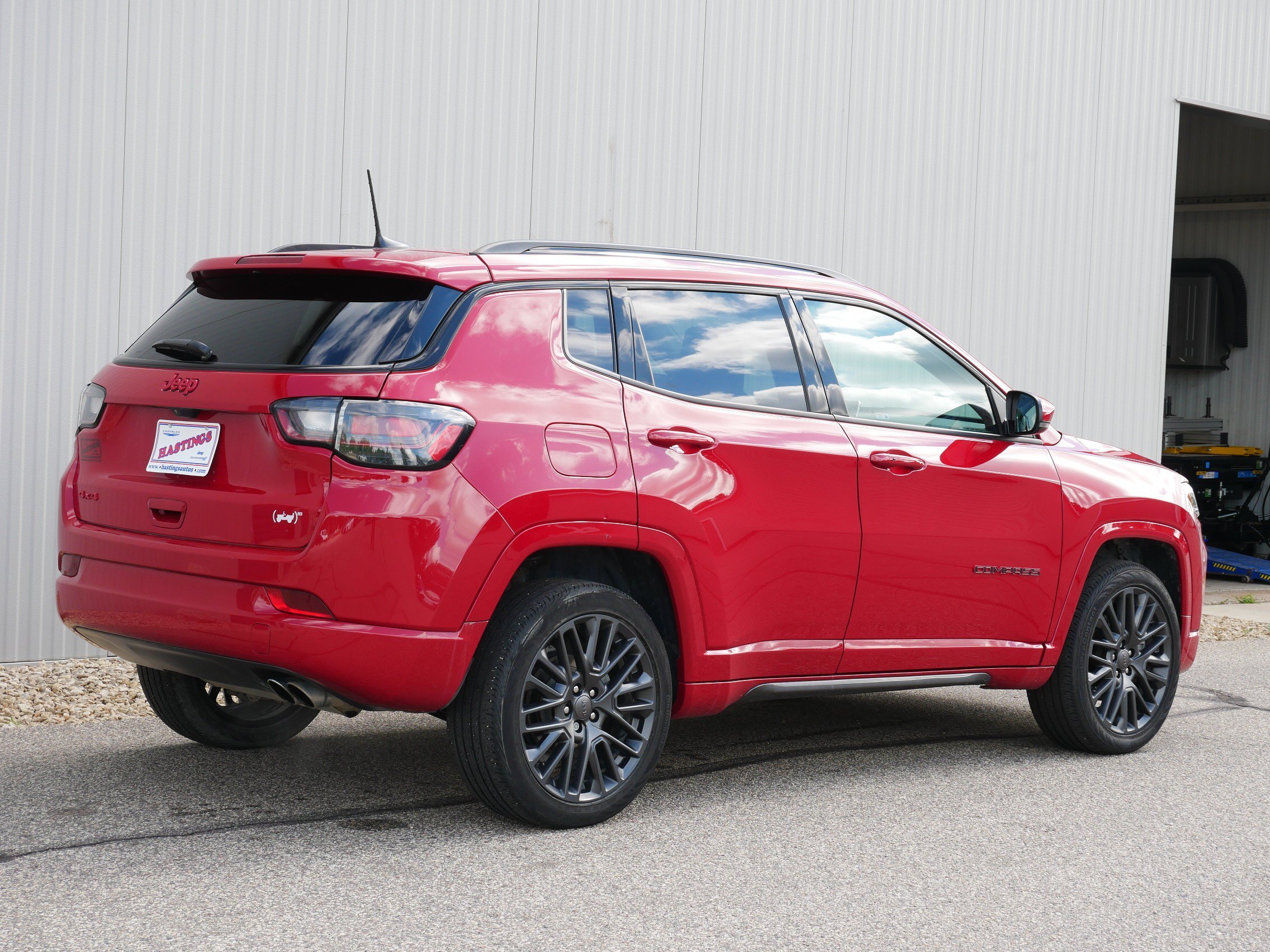 Used 2022 Redline Pearlcoat Jeep (RED) Edition image 5