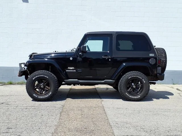 Used 2011 Black Jeep Sahara image 7