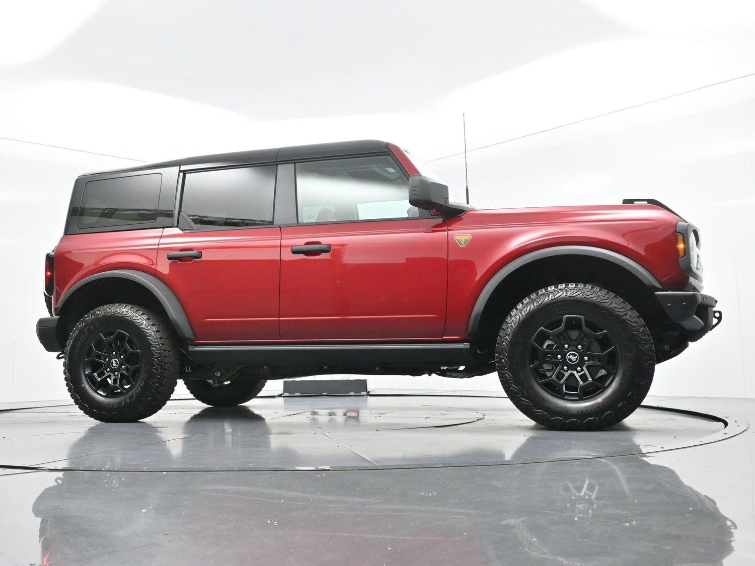 Used 2026 Ruby Red Metallic Tinted Clearcoat Ford Badlands image 43