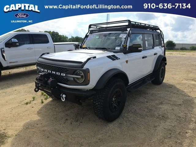Used 2024 White Ford Badlands image 1