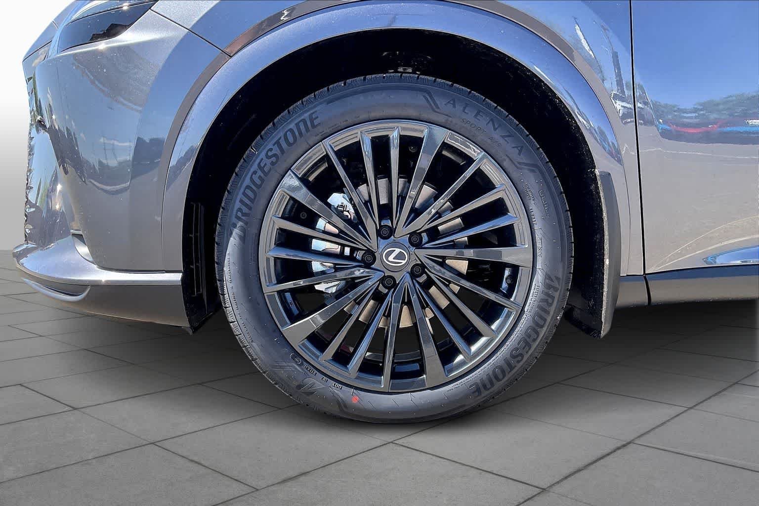 2026 Lexus RX 350 Premium - Photo 11
