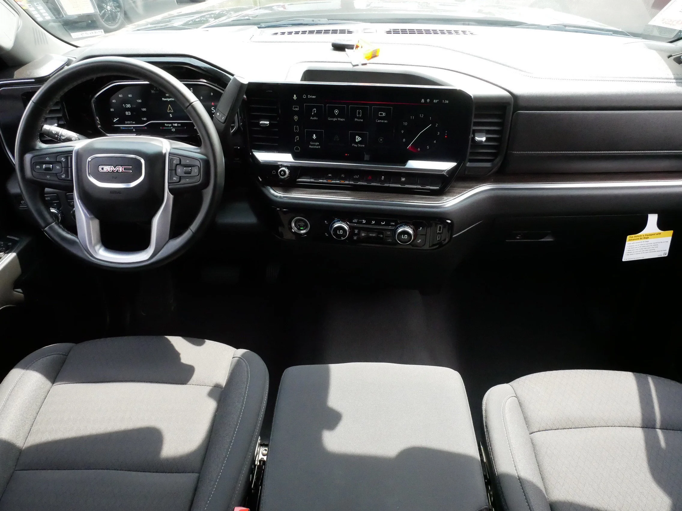 Used 2024 Onyx Black GMC Elevation image 10