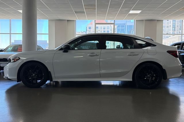 Certified Used 2025 Platinum White Pearl Honda Sport image 10